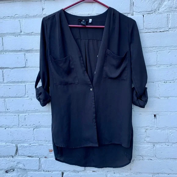 H&M Button-Down Blouse - Picture 2 of 4